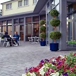 Отель Rochestown Дун-Лэаре