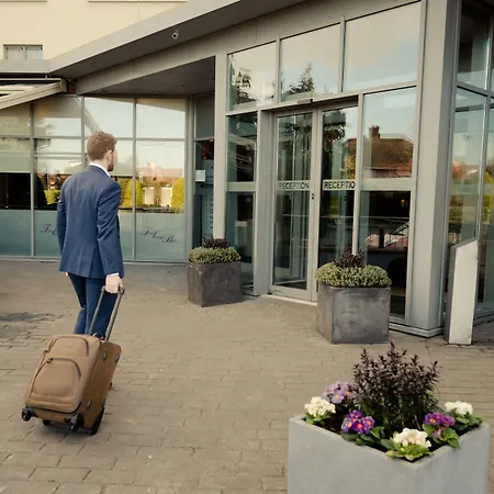 Rochestown 4* Dun Laoghaire