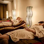 Rochestown Hotel