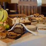Rochestown Hotel