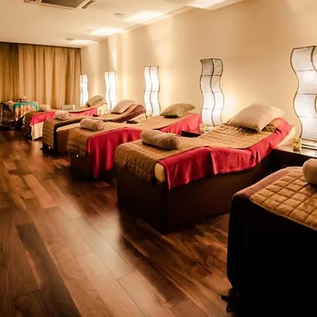 Hotel Rochestown 3*