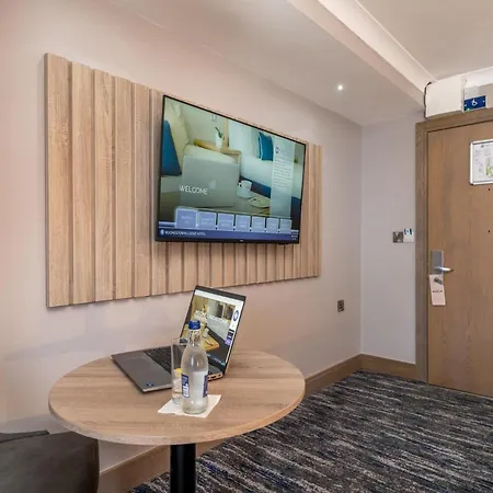 Rochestown Hotel