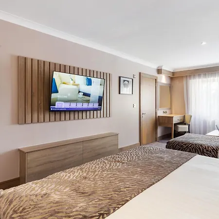 Rochestown Hotel