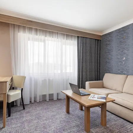 Rochestown 호텔 4*