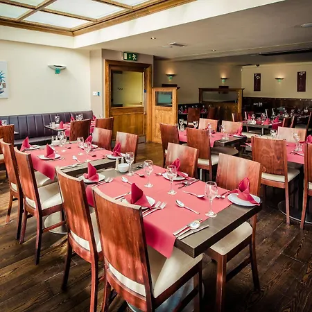 Rochestown Hotel 3*