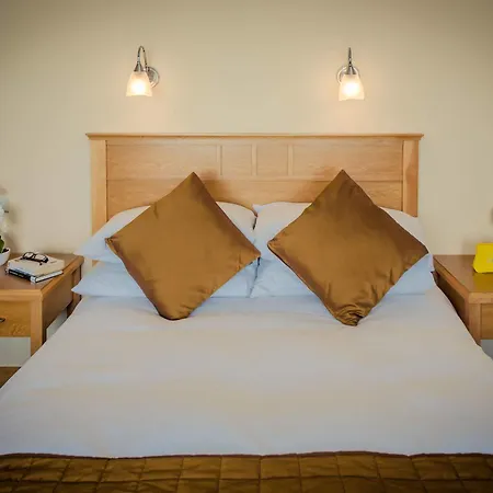 Rochestown 호텔 4*