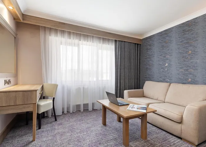 Rochestown Hotell 4*