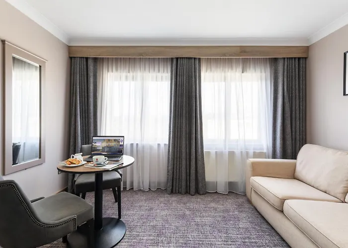 Hotell Rochestown 4*