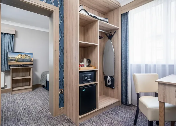 Rochestown Hotell 4*