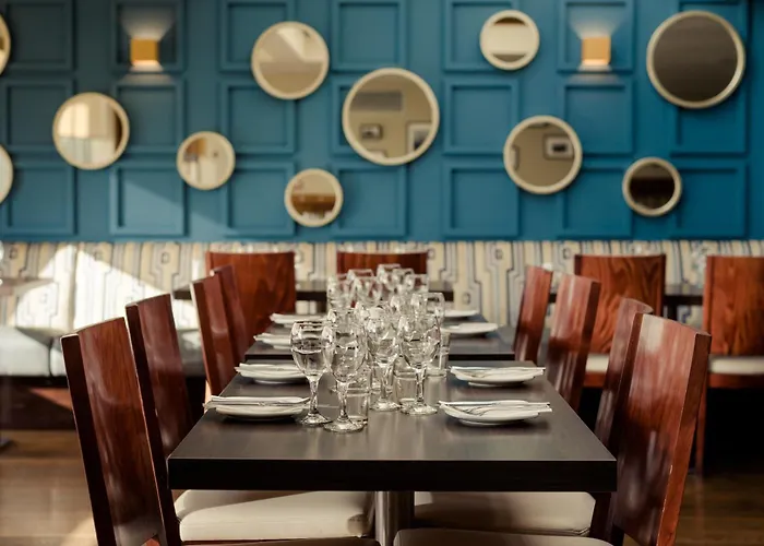 Rochestown 4* Dun Laoghaire