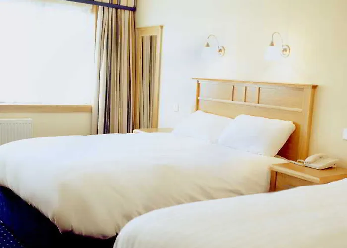 Rochestown 4* Dun Laoghaire